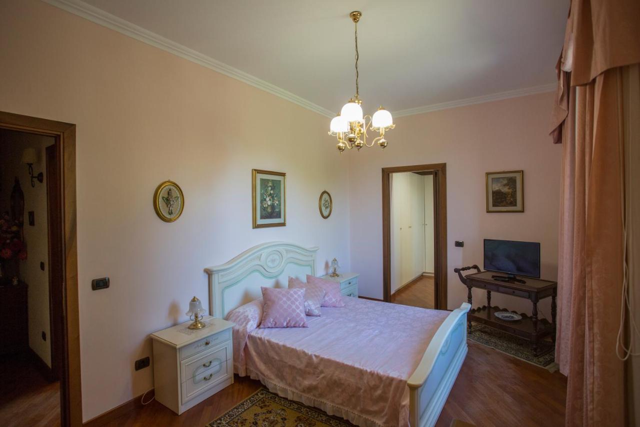 La Villa Delle Rose Рим Екстер'єр фото